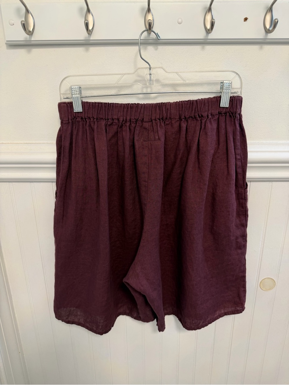 Flax Burgundy Linen Shorts with Textured Weave - Picture 5 of 5